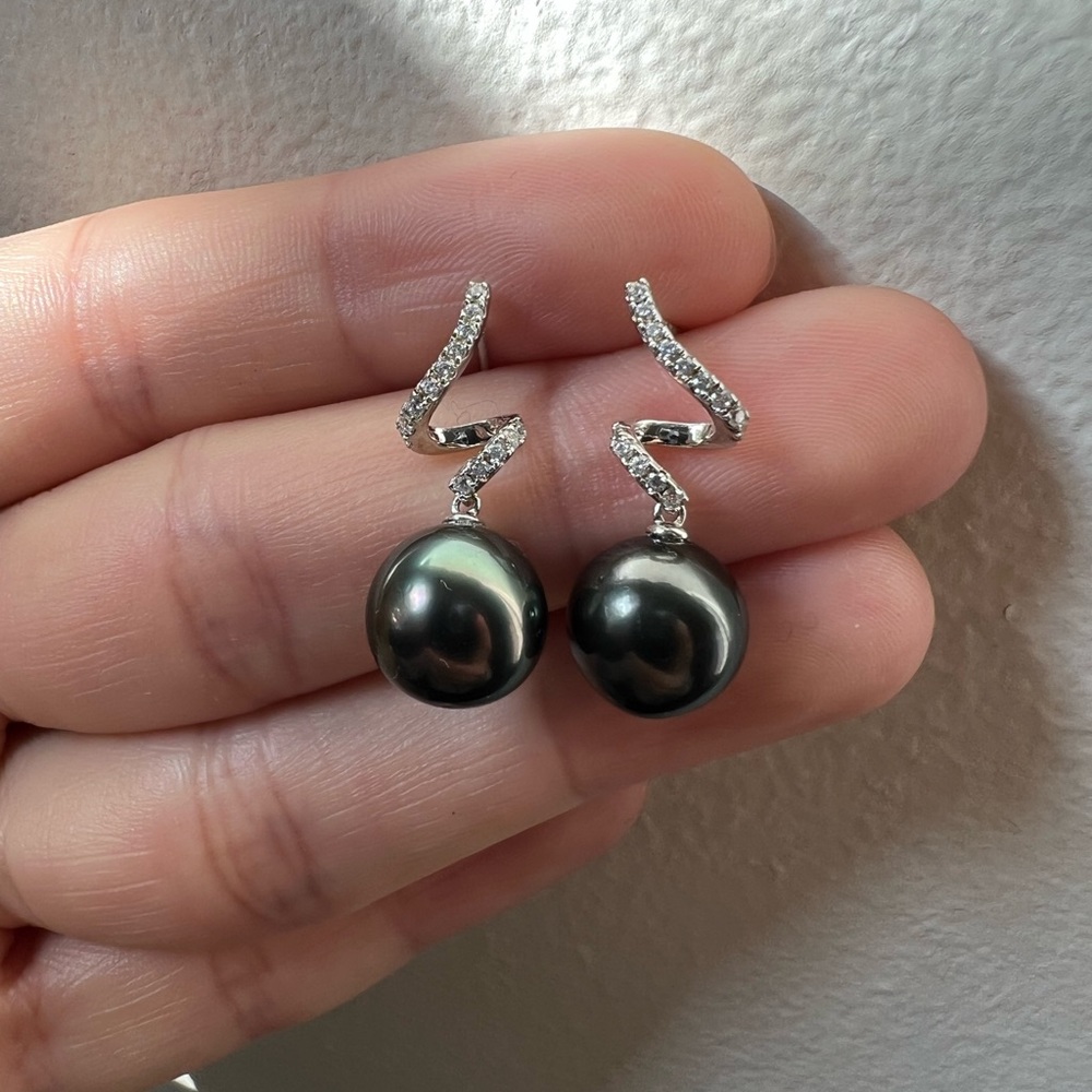 Sea water Pearl earrings